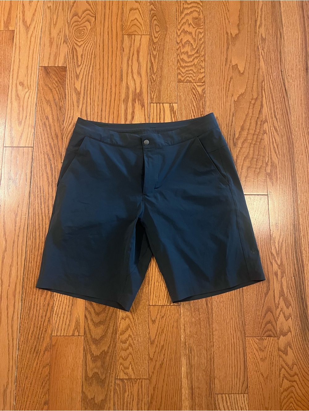 lululemon athletica Men's Dark Grey Hybrid Shorts